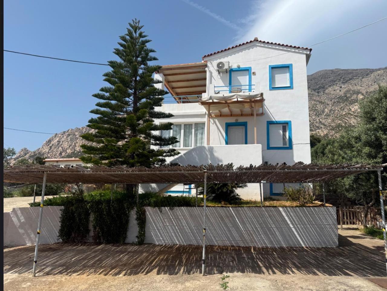 Lefkada Twins 4 * Agios Kirykos (Ikaria)